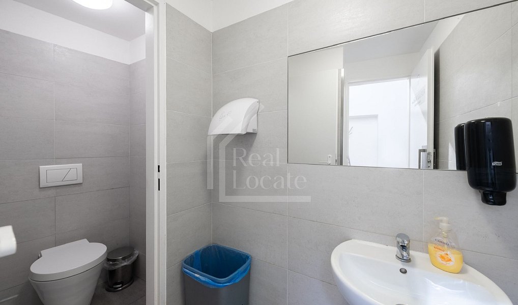 Pronájem obchodních prostor 48 m², Praha – náhled fotky 4