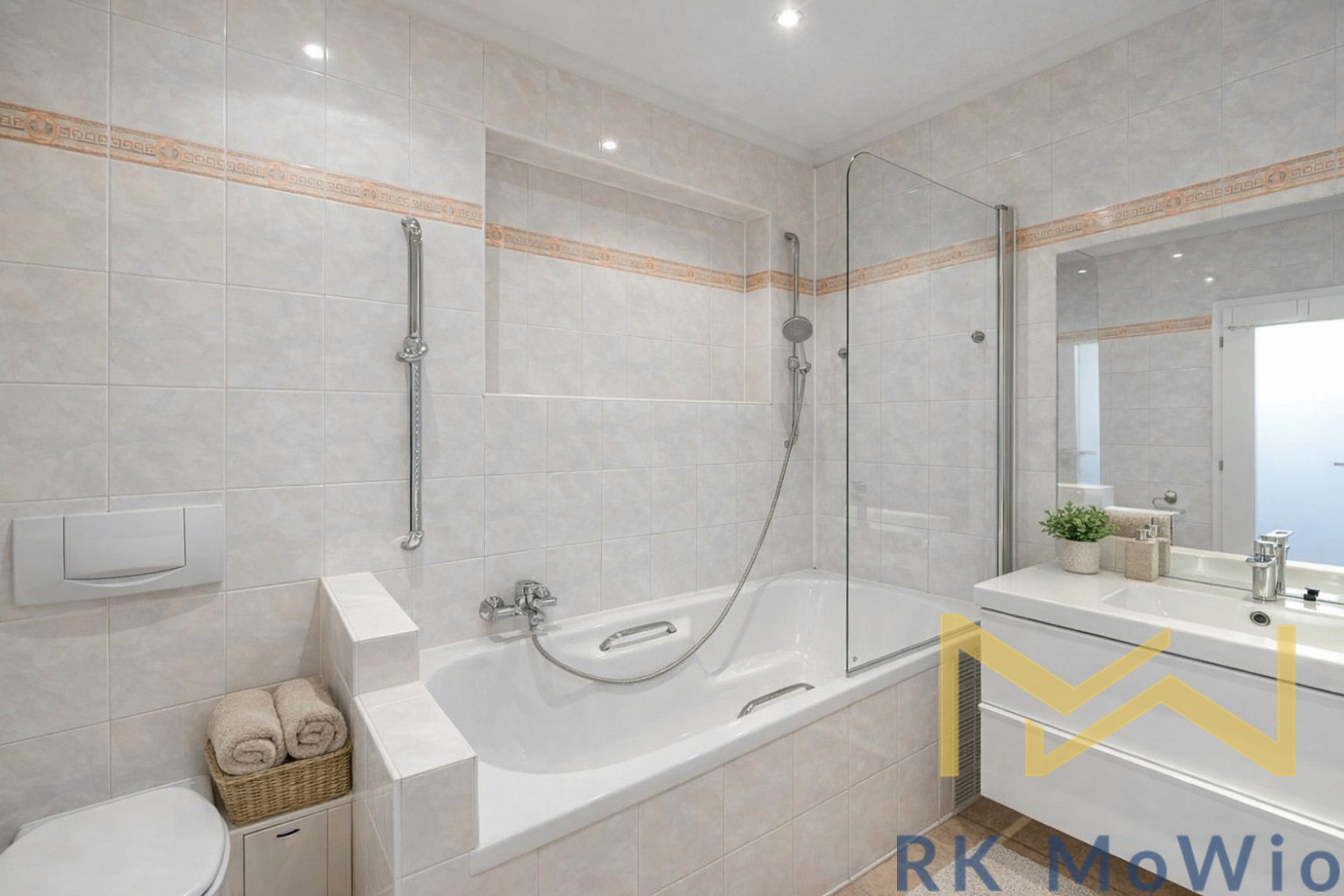 Pronájem bytu 4+kk 150 m² – fotografie 3