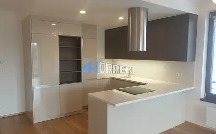 Pronájem bytu 3+kk 92 m²