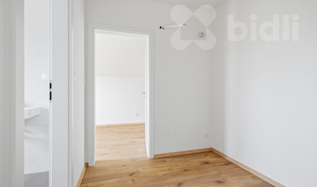 Prodej bytu 3+kk 86 m², Vrskmaň – náhled fotky 14