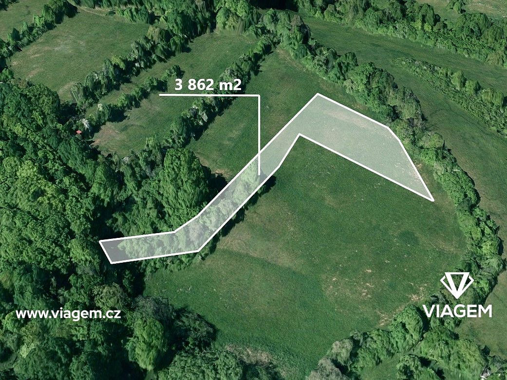 Prodej pole 3 862 m²