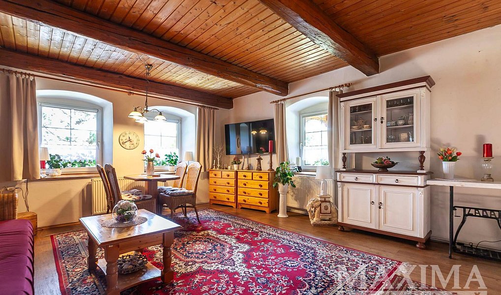 Prodej domu 250 m² s pozemkem 1 555 m², Doubravčice – náhled fotky 3