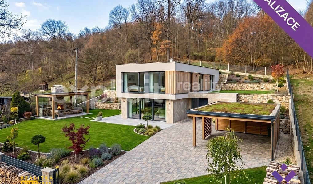 Prodej stavebního pozemku 1 327 m², Zlín – náhled fotky 3