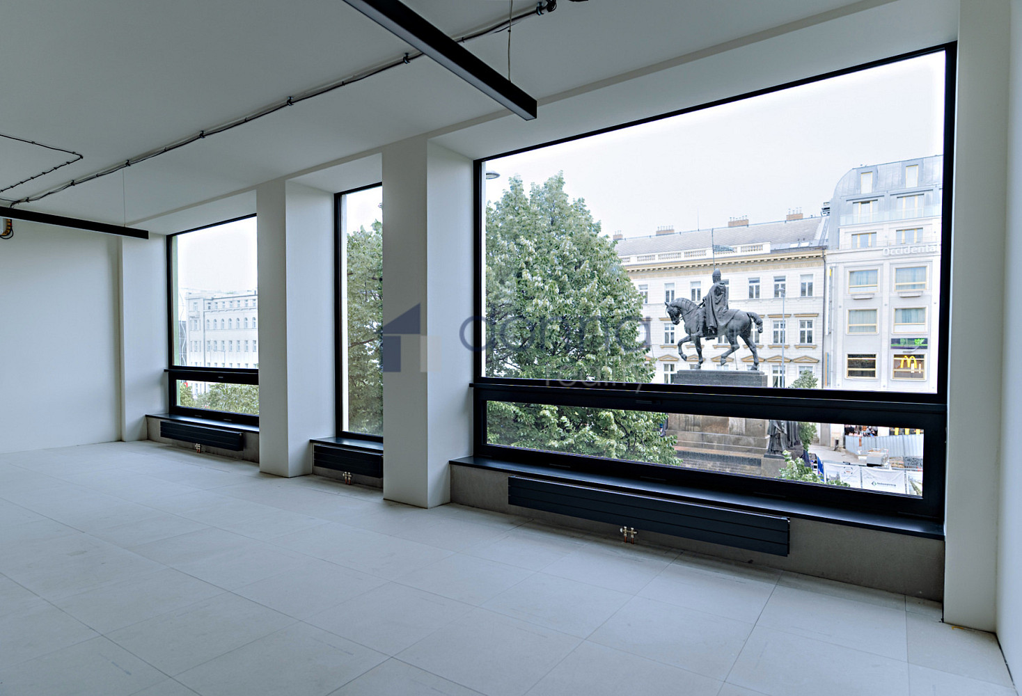 Pronájem kanceláře 115 m²