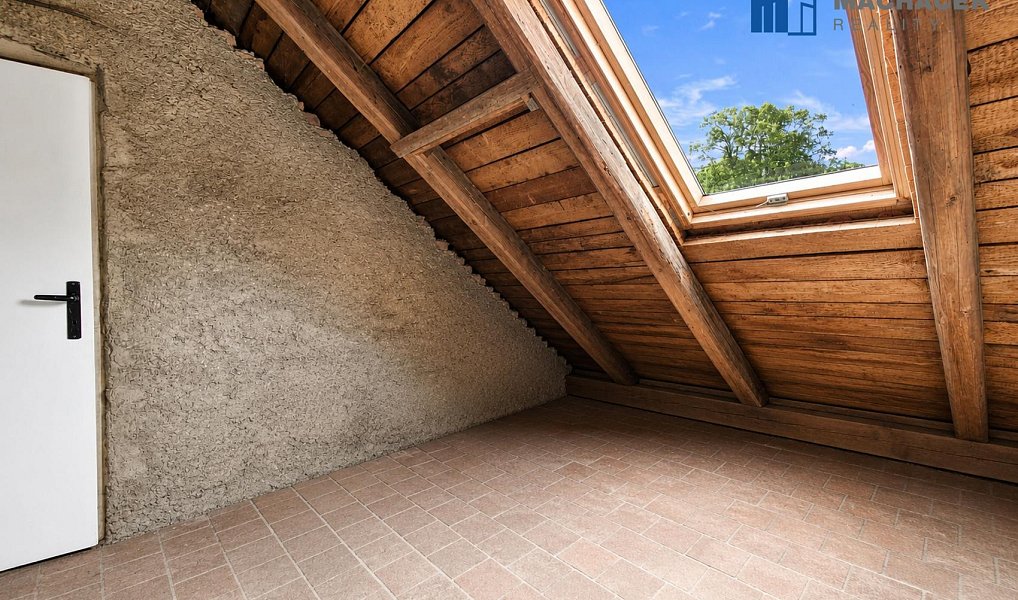 Prodej domu 350 m² s pozemkem 207 m², Dubí – náhled fotky 41