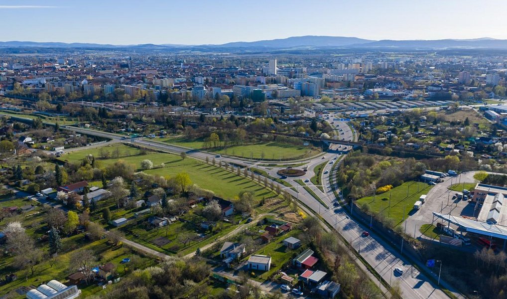 Prodej komerčního pozemku 33 320 m², České Budějovice – náhled fotky 6