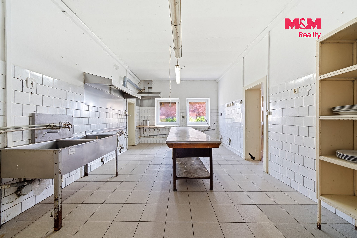 Prodej restaurace 300 m² – fotografie 4