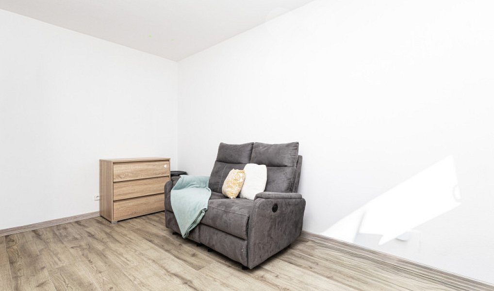 Prodej domu 120 m² s pozemkem 1 326 m², Bavorov – náhled fotky 15
