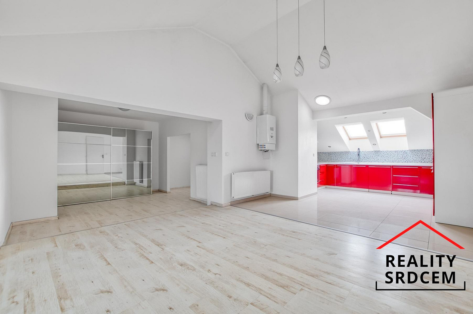 Pronájem bytu 3+kk 130 m² – fotografie 4