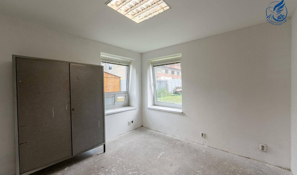 Prodej skladovacích prostor 960 m², Kraslice – náhled fotky 17