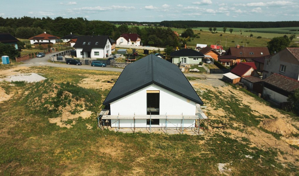 Prodej domu 191 m² s pozemkem 762 m², Loza – náhled fotky 5