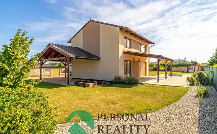 Prodej domu 135 m² s pozemkem 1 018 m², Starý Mateřov, okres Pardubice