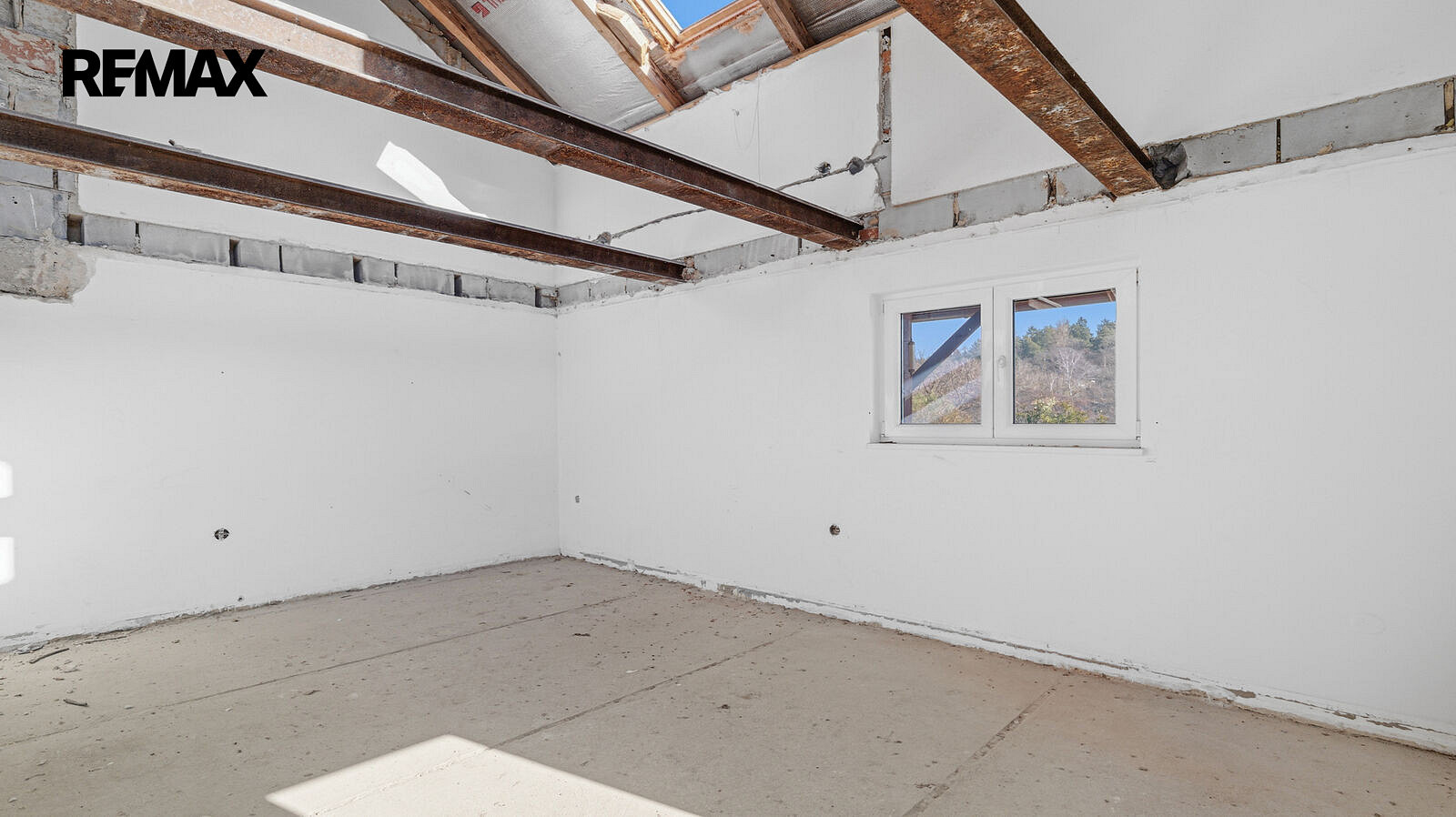 Prodej domu 308 m² s pozemkem 12 767 m² – fotografie 3