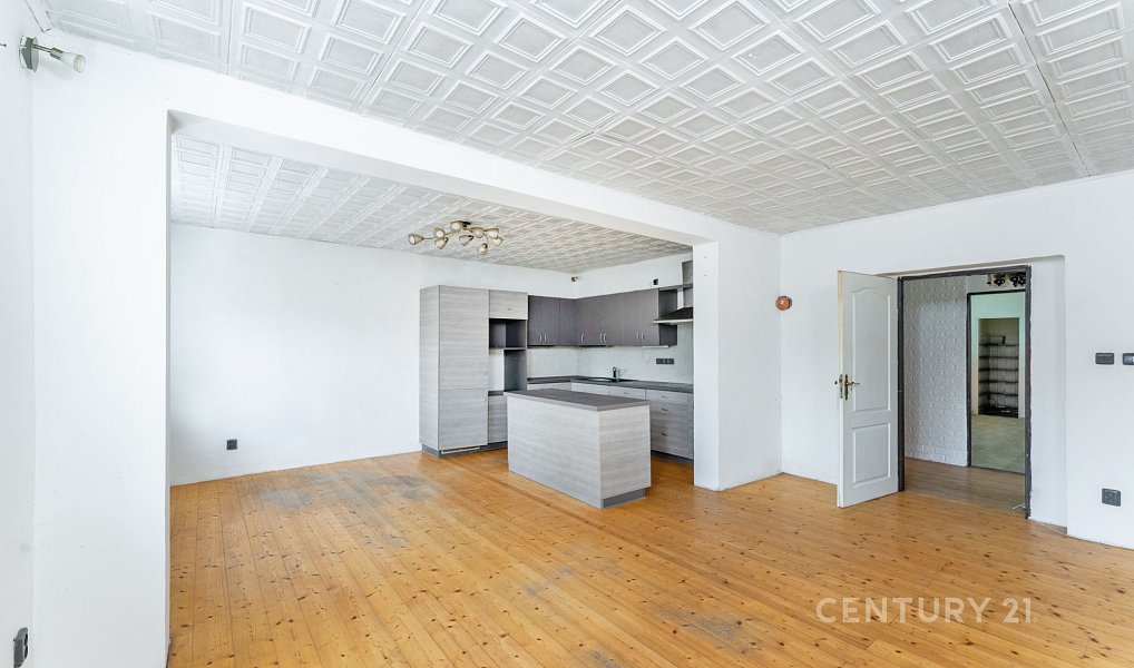 Prodej domu 264 m² s pozemkem 441 m², Šťáhlavy – náhled fotky 7