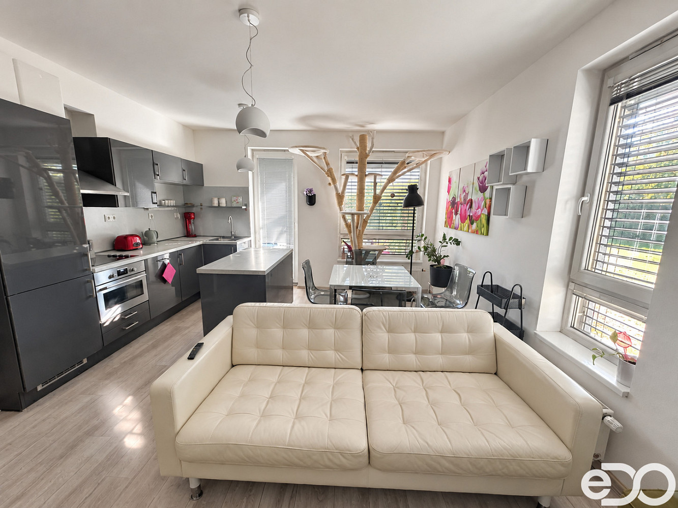 Pronájem bytu 2+kk 54 m² – fotografie 4