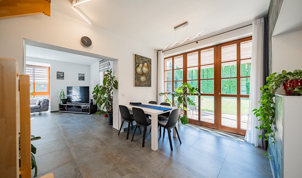 Prodej domu 175 m² s pozemkem 527 m², Dobřejovice – náhled fotky 7