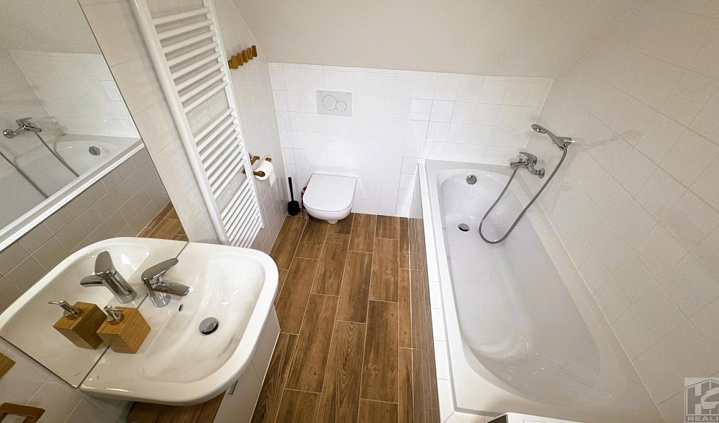 Prodej bytu 2+kk 50 m², Vítkovice – náhled fotky 16
