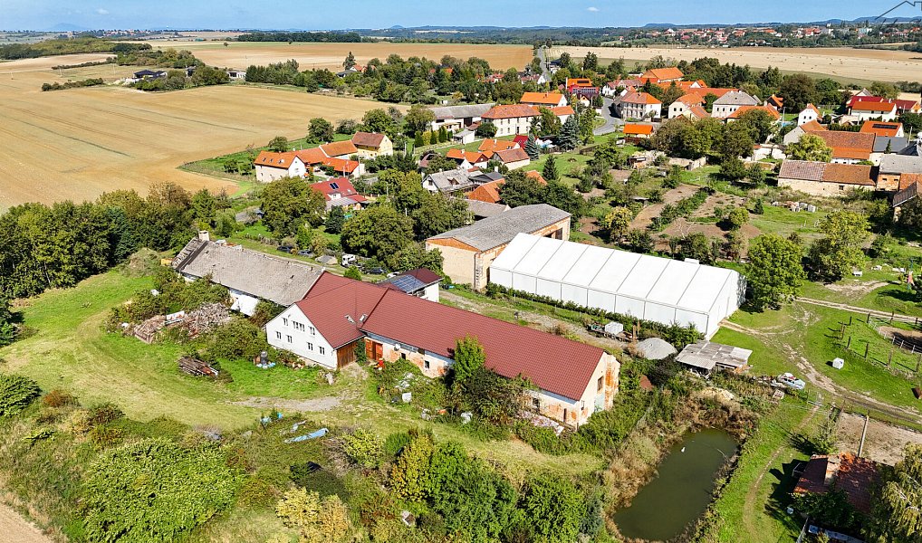 Prodej obchodních prostor 1 200 m², Střemy – náhled fotky 4