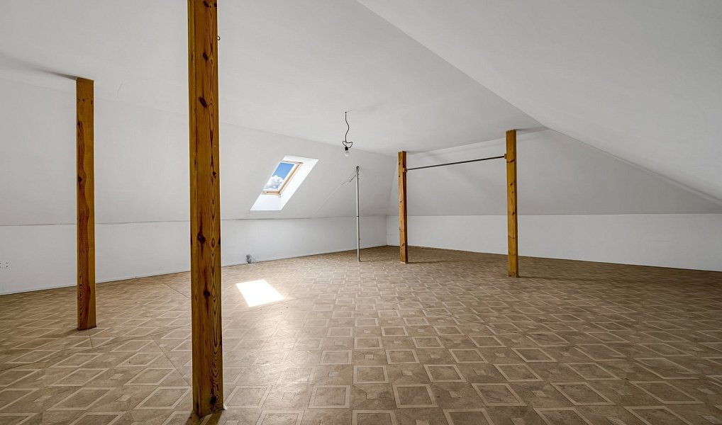 Prodej domu 286 m² s pozemkem 722 m², Veleň – náhled fotky 28