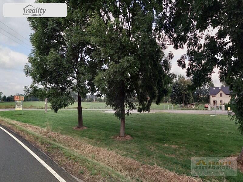 Prodej komerčního pozemku 2 000 m² – fotografie 3