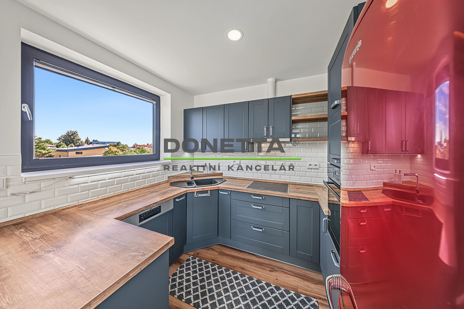 Pronájem bytu 3+kk 85 m² – fotografie 2