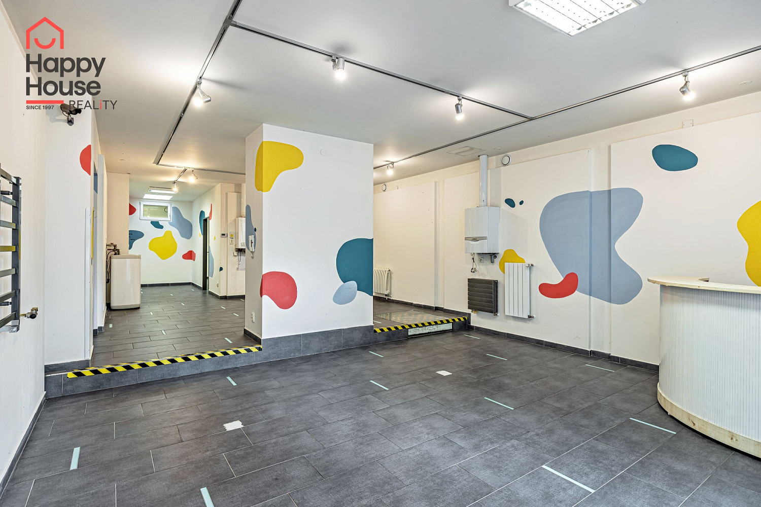 Pronájem obchodních prostor 411 m² – fotografie 4