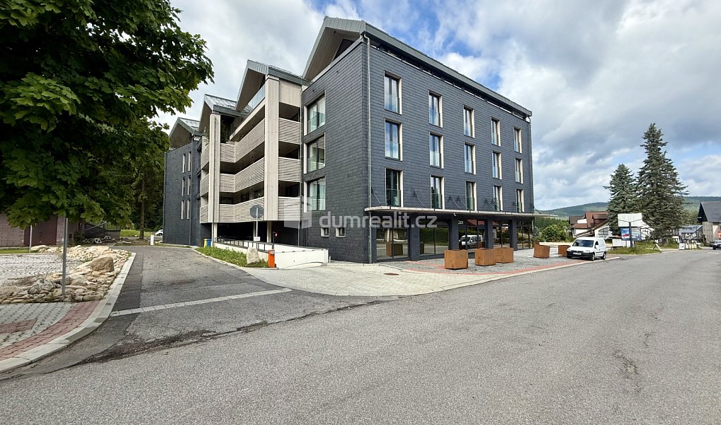Prodej obchodních prostor 45 m², Harrachov – náhled fotky 2