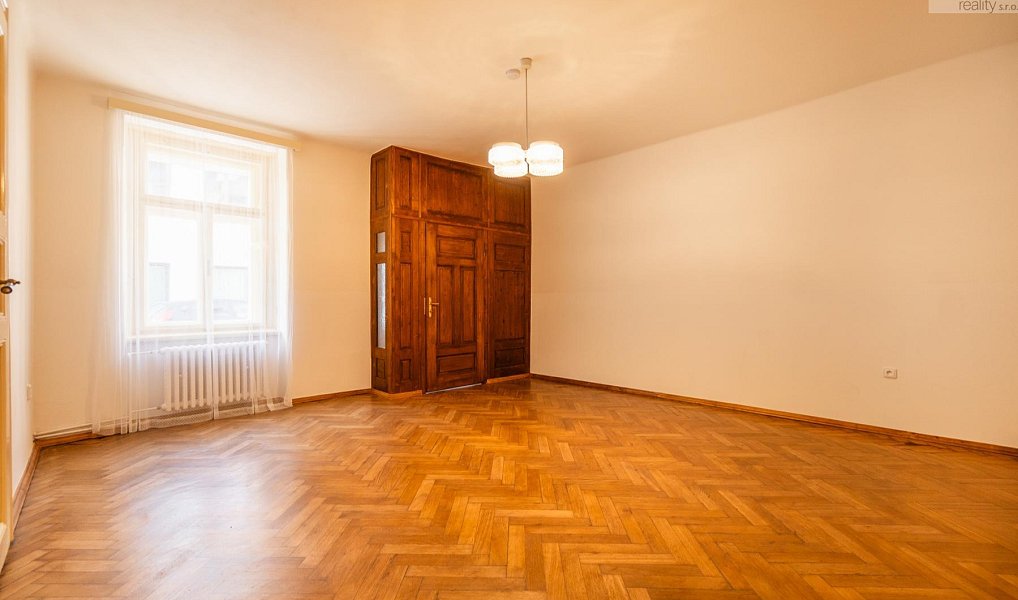 Prodej domu 326 m² s pozemkem 200 m², Žatec – náhled fotky 6