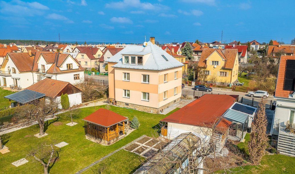 Prodej domu 216 m² s pozemkem 1 311 m², Bechyně – náhled fotky 31