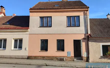 Prodej domu 201 m² s pozemkem 263 m², Počátecká, Žirovnice, okres Pelhřimov