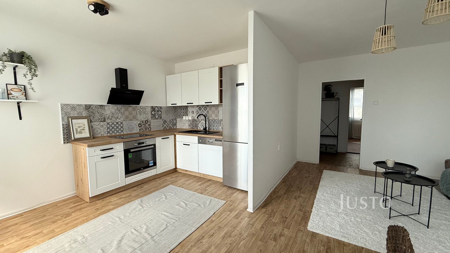 Pronájem bytu 3+kk 62 m² — photo 2