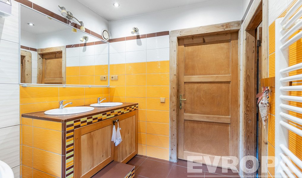 Prodej domu 228 m² s pozemkem 643 m², Krásná Hora – náhled fotky 15