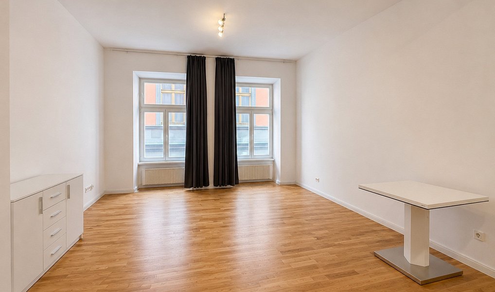 Prodej bytu 1+kk 44 m², Praha – náhled fotky 2