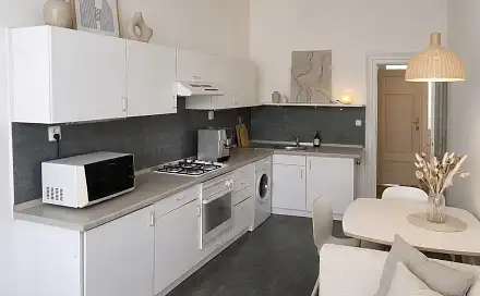 Pronájem bytu 1+1 62 m²