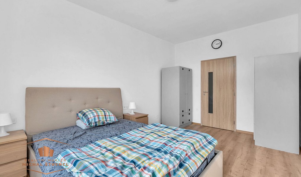 Prodej domu 200 m² s pozemkem 1 044 m², Újezd – náhled fotky 9