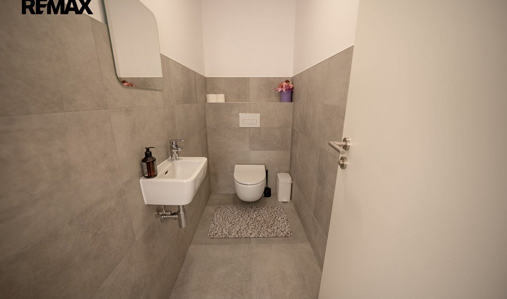 Pronájem domu 161 m² s pozemkem 403 m², Praha – náhled fotky 25