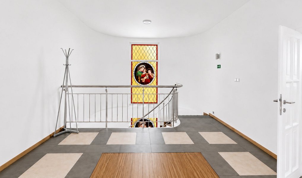 Pronájem domu 1 200 m² s pozemkem 3 532 m², Praha – náhled fotky 23