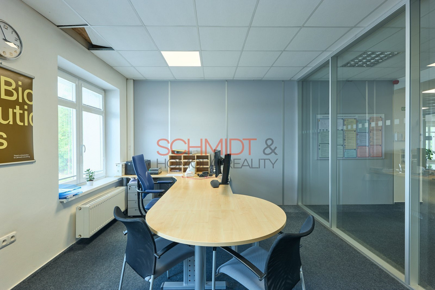 Pronájem kanceláře 187 m² – fotografie 4