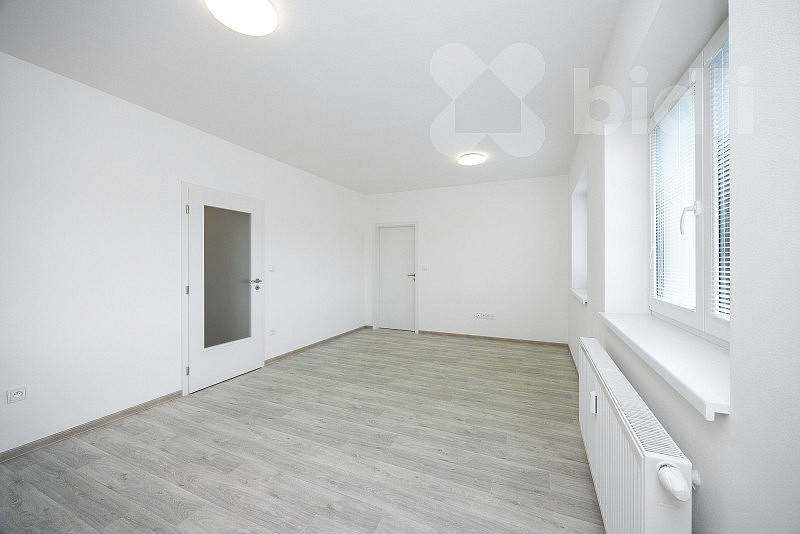 Pronájem bytu 2+kk 61 m² — photo 4