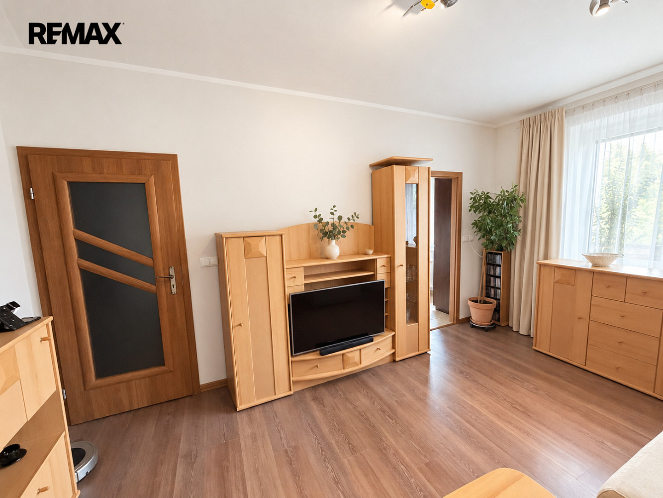 Prodej bytu 2+1 53 m² – fotografie 3