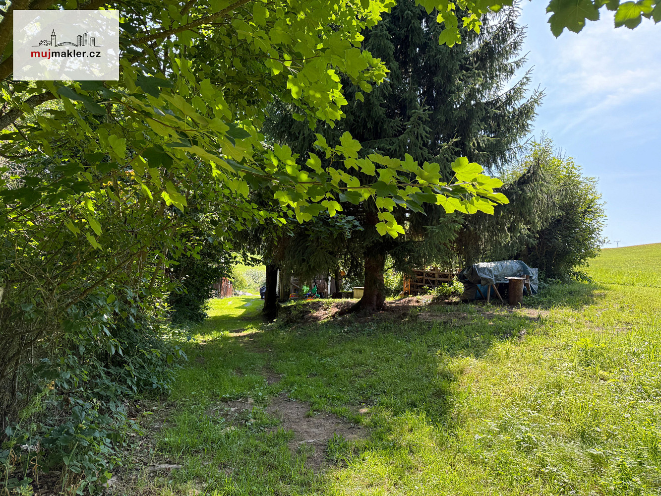 Prodej stavebního pozemku 1 800 m² – fotografie 5