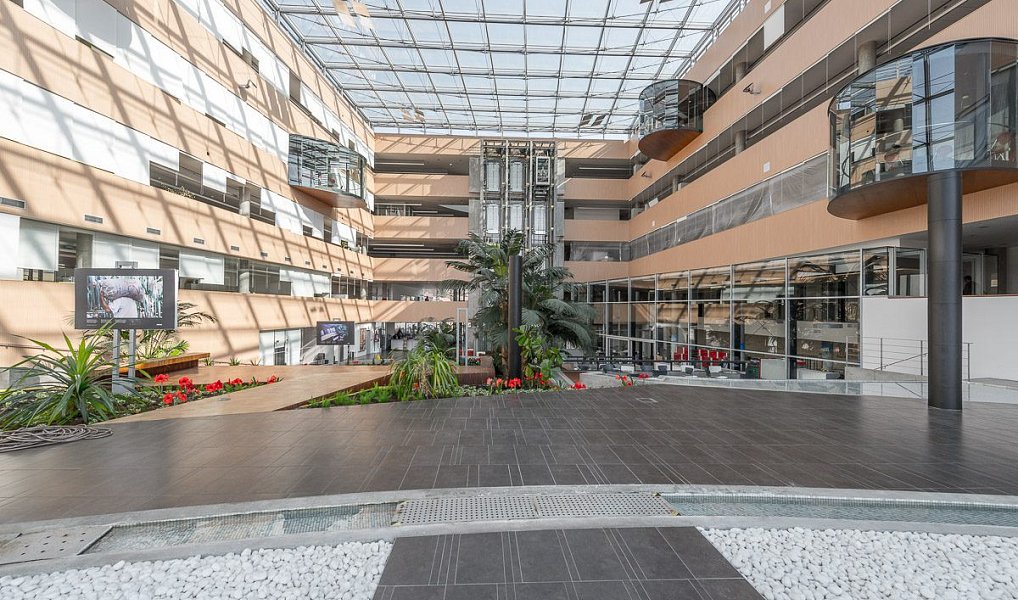 Pronájem kanceláře 300 m², Praha – náhled fotky 2