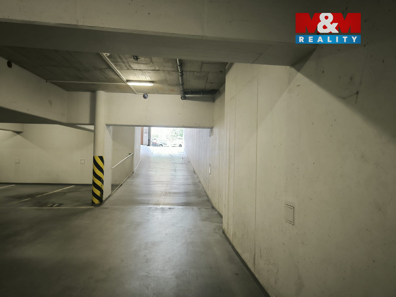 Pronájem garáž. stání, 19 m², Karlovy Vary, Divadelní nám – pohled 6