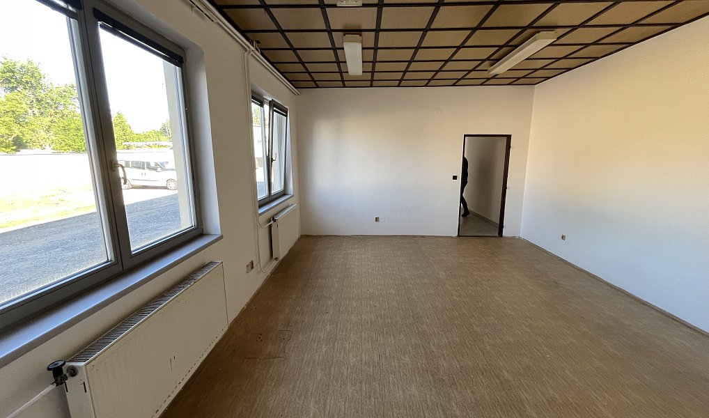 Pronájem kanceláře 156 m², Ivanovice na Hané – náhled fotky 6
