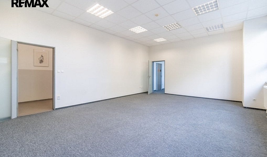 Pronájem kanceláře 107 m², Tuchoměřice – náhled fotky 4