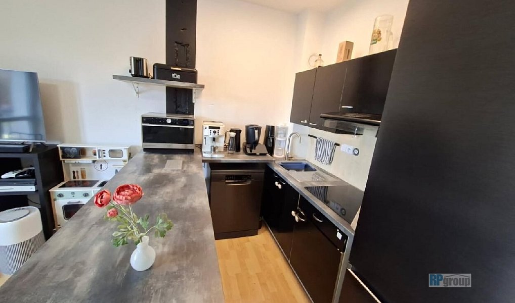 Prodej bytu 2+kk 57 m², Jesenice – náhled fotky 5