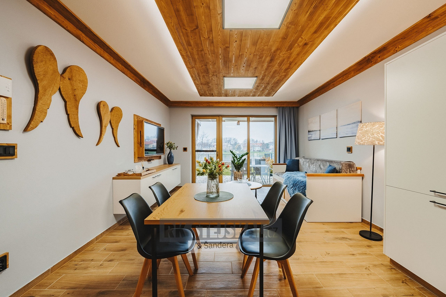 Pronájem bytu 2+kk 58 m² – fotografie 3