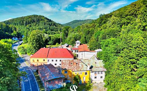 Prodej skladovacích prostor 2 540 m², Valšův Důl, Dlouhá Loučka, okres Olomouc