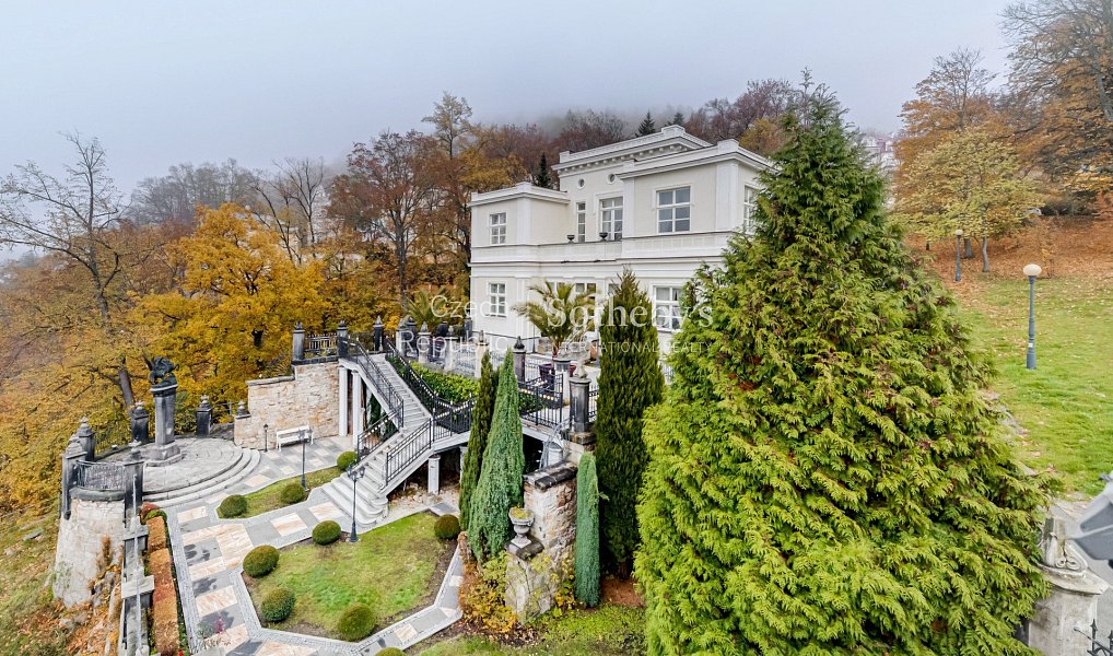 Prodej domu 468 m² s pozemkem 2 681 m², Karlovy Vary – náhled fotky 27