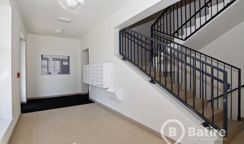 Pronájem bytu 1+kk 57 m², Olomouc – náhled fotky 15
